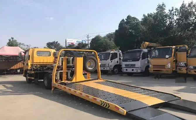 扬州汽车中途维修案例